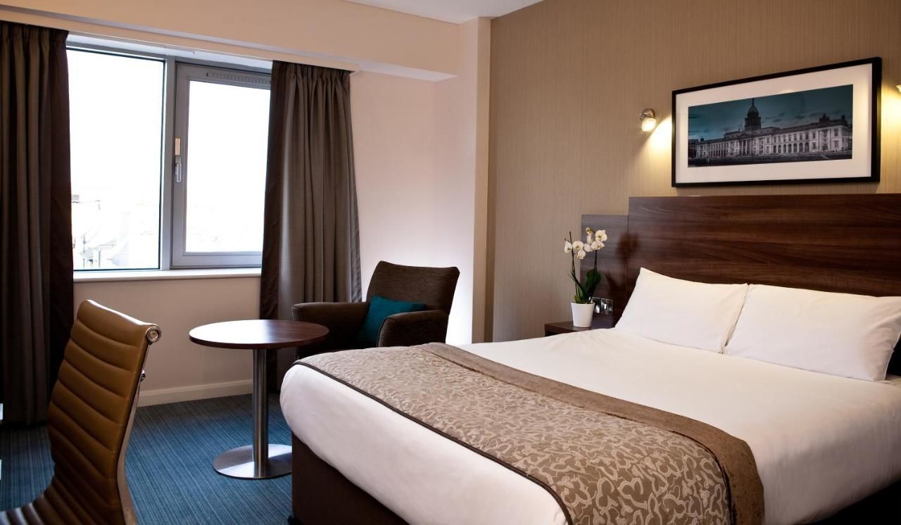 Отель Jurys Inn Dublin Parnell Street Дублин