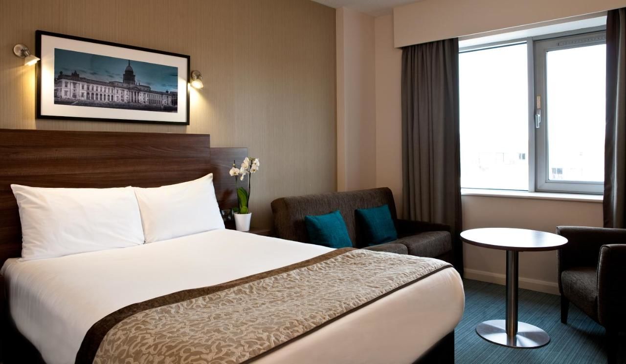 Отель Jurys Inn Dublin Parnell Street Дублин